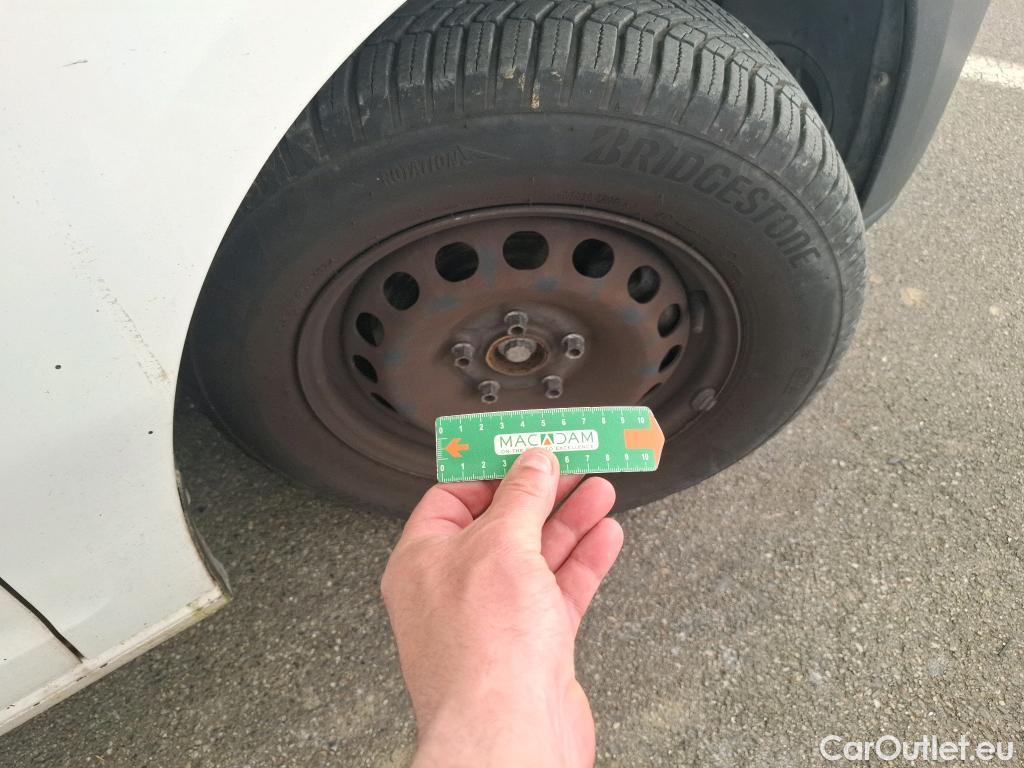  Volkswagen  Caddy VOLKSWAGEN  Cargo / 2020 / 4P / Fourgonnette 2.0 TDI 75ch Business #18