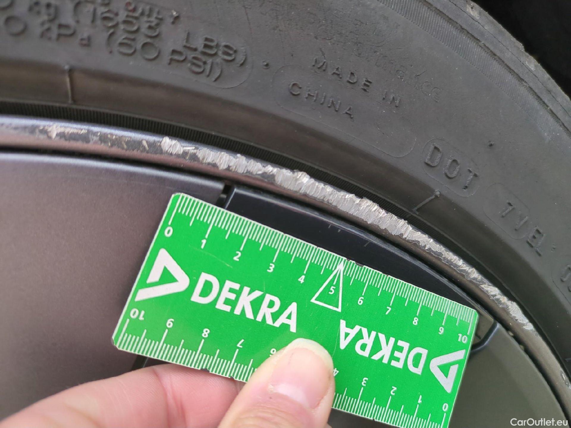  Tesla  Model 3 TESLA  / 2018 / 4P / Berline Propulsion #24