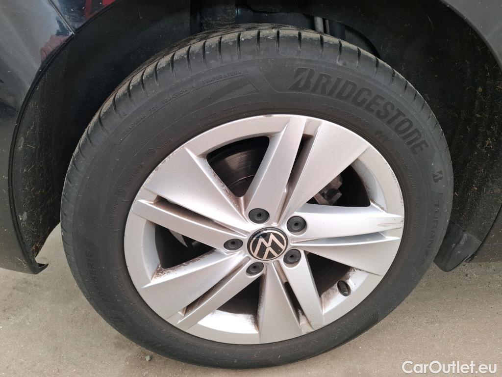  Volkswagen  Golf  VOLKSWAGEN / 2020 / 5P / Berline 2.0 TDI SCR 115 DSG7 Life Busi #17