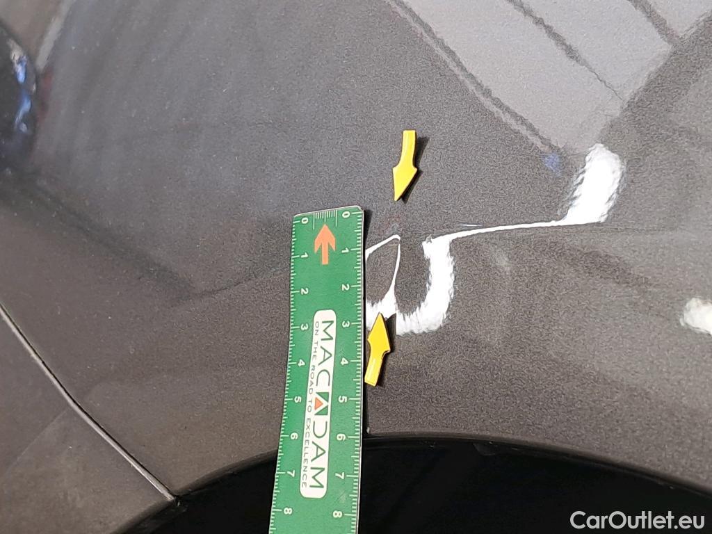  Peugeot  508 PEUGEOT  SW / 2018 / 5P / Break HYBRID 225 E-EAT8 Allure Pack #22