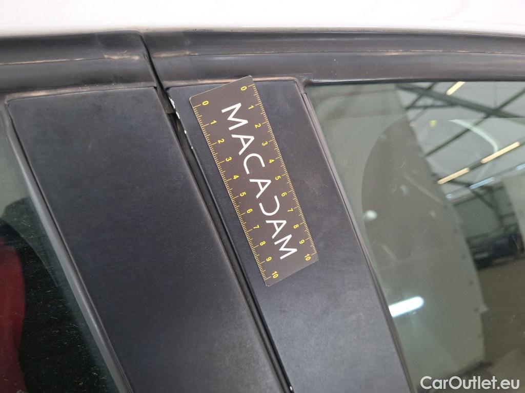  Renault  Clio  IV Business 0.9 TCe 90CV BVM5 E6 #24