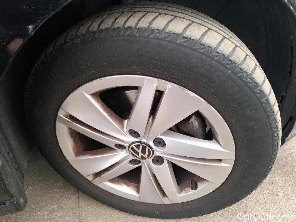  Volkswagen  Golf  VOLKSWAGEN / 2020 / 5P / Berline 2.0 TDI SCR 115 DSG7 Life Busi #10