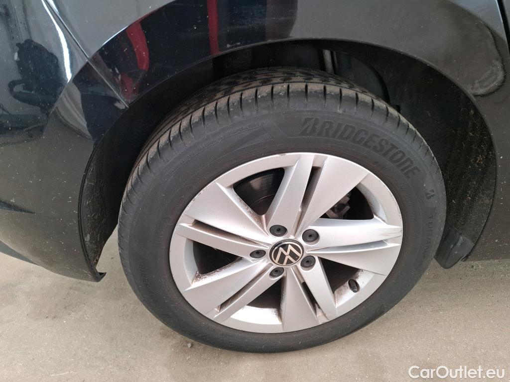  Volkswagen  Golf  VOLKSWAGEN / 2020 / 5P / Berline 2.0 TDI SCR 115 DSG7 Life Busi #16