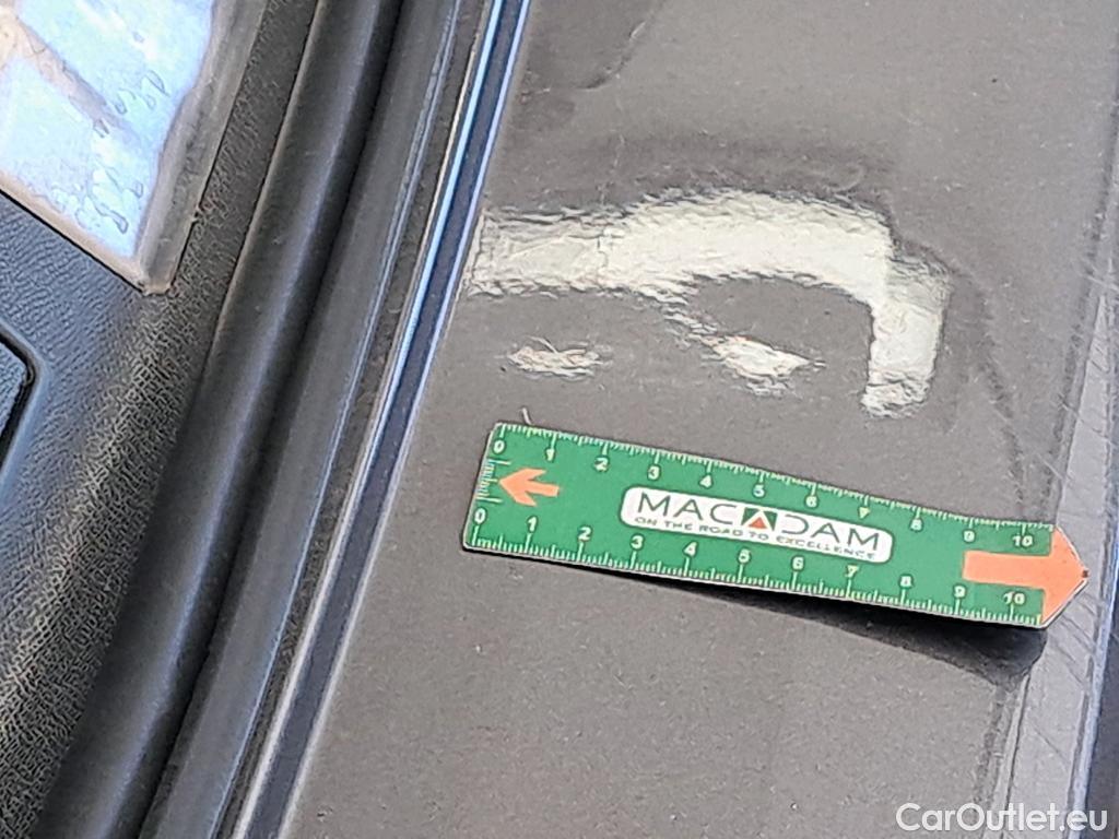  Peugeot  508 PEUGEOT  SW / 2018 / 5P / Break HYBRID 225 E-EAT8 Allure Pack #3