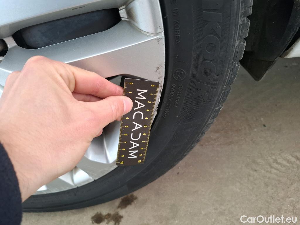  Renault  Clio  IV Business 0.9 TCe 90CV BVM5 E6 #46