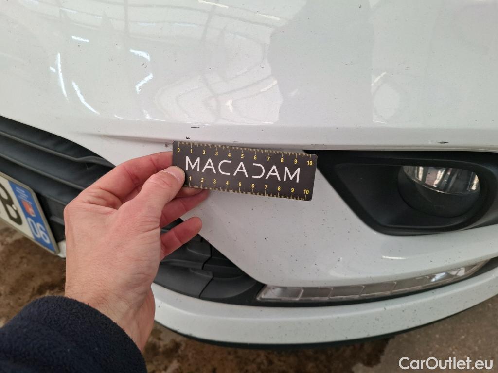  Renault  Clio  IV Business 0.9 TCe 90CV BVM5 E6 #17