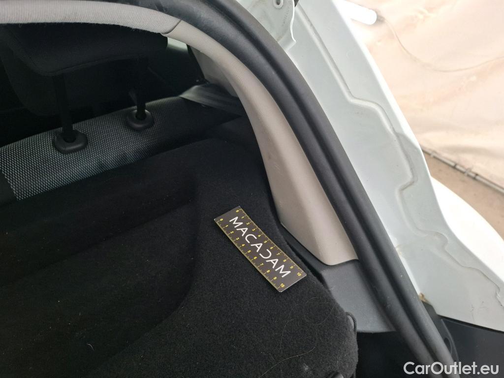  Renault  Clio  IV Business 0.9 TCe 90CV BVM5 E6 #34