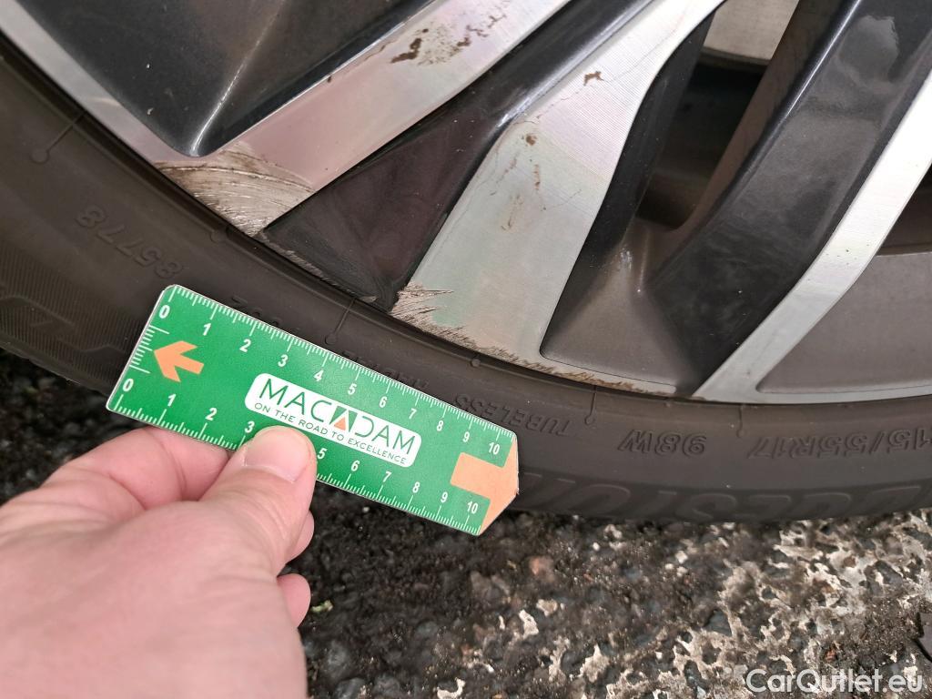  Peugeot  508 PEUGEOT  SW / 2018 / 5P / Break HYBRID 225 E-EAT8 Allure Pack #15