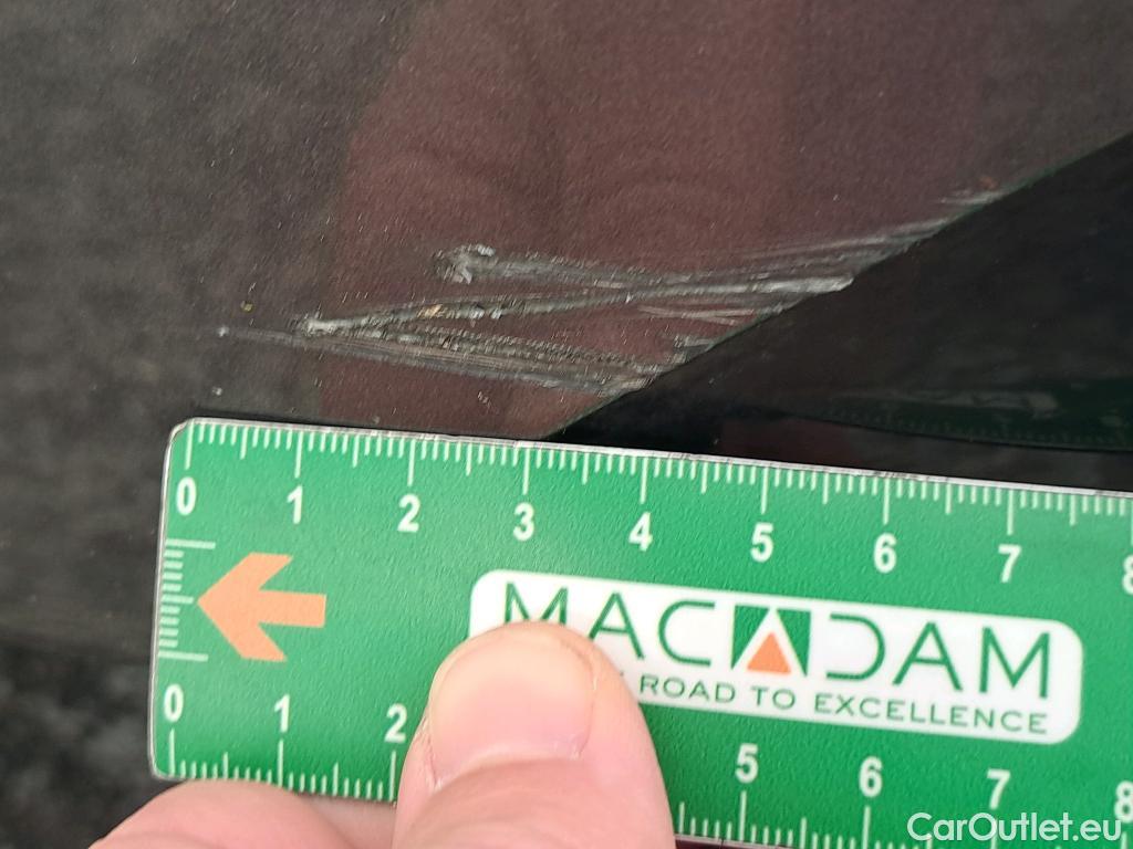  Peugeot  508 PEUGEOT  SW / 2018 / 5P / Break HYBRID 225 E-EAT8 Allure Pack #2