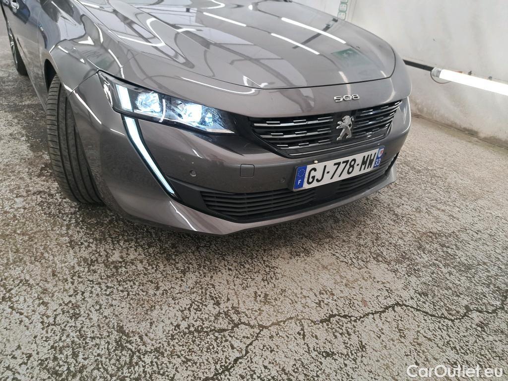  Peugeot  508 PEUGEOT  SW / 2018 / 5P / Break HYBRID 225 E-EAT8 Allure Pack #4