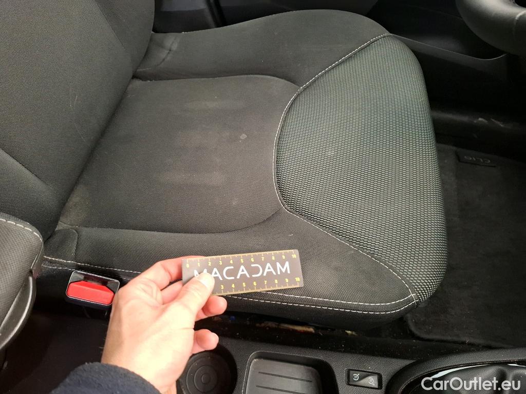  Renault  Clio  IV Business 0.9 TCe 90CV BVM5 E6 #50