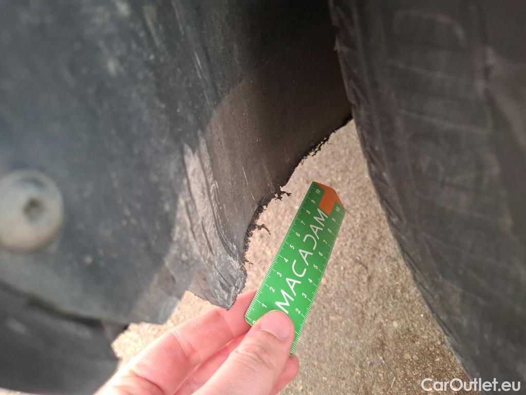  Volkswagen  Golf  VOLKSWAGEN / 2020 / 5P / Berline 2.0 TDI SCR 115 DSG7 Life Busi #27