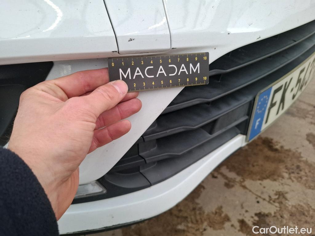  Renault  Clio  IV Business 0.9 TCe 90CV BVM5 E6 #12