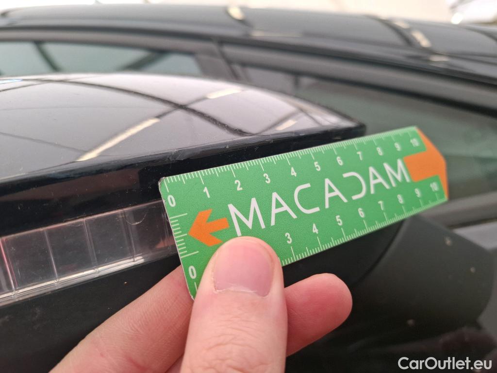  Volkswagen  Golf  VOLKSWAGEN / 2020 / 5P / Berline 2.0 TDI SCR 115 DSG7 Life Busi #36