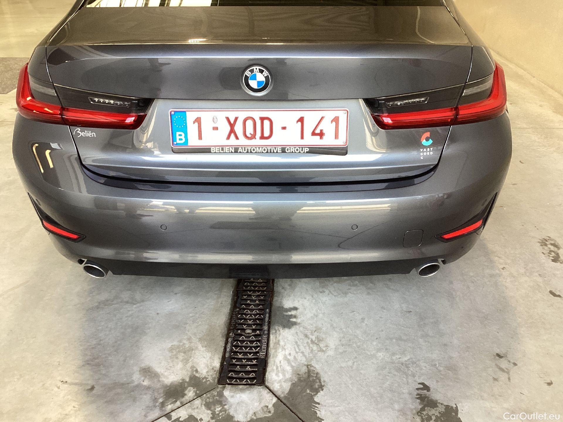  Bmw  Serie 3 BMW, 3-serie '18, BMW 3 Reeks Berline 318d (110 kW) 4d #29