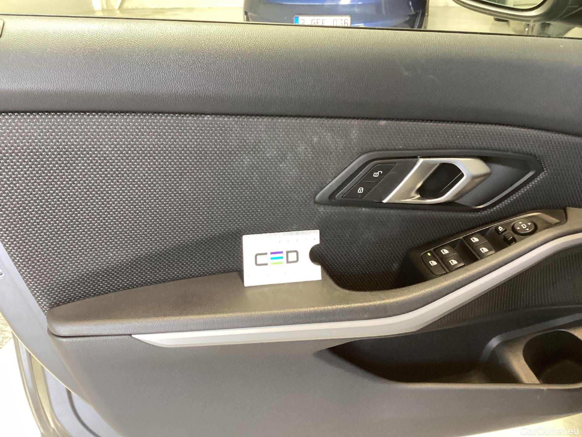  Bmw  Serie 3 BMW, 3-serie '18, BMW 3 Reeks Berline 318d (110 kW) 4d #34