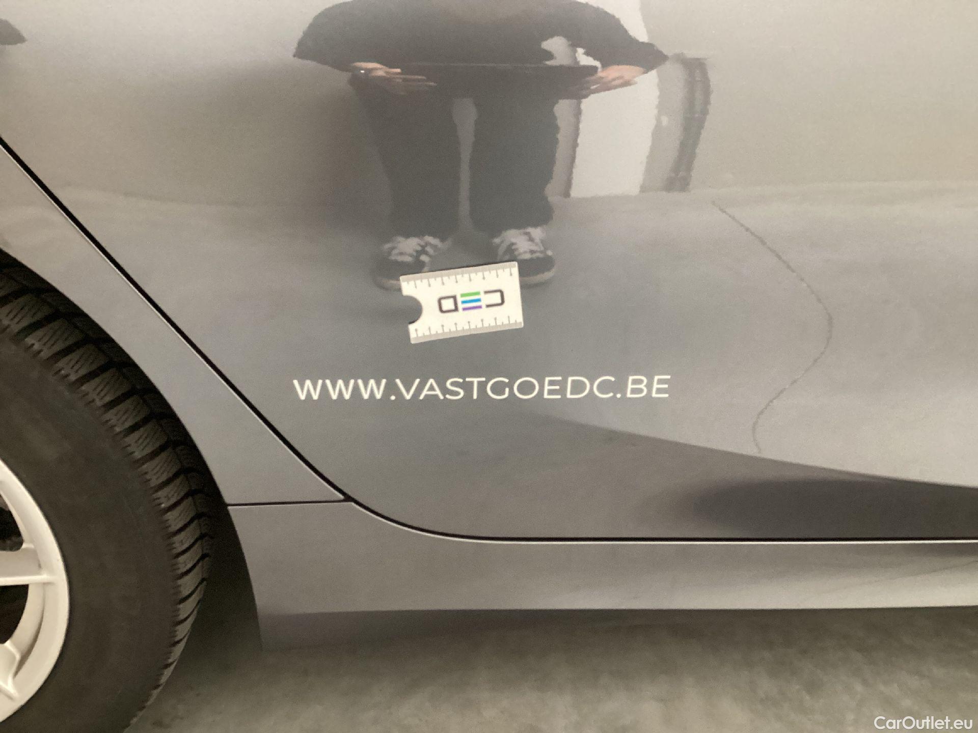  Bmw  Serie 3 BMW, 3-serie '18, BMW 3 Reeks Berline 318d (110 kW) 4d #18