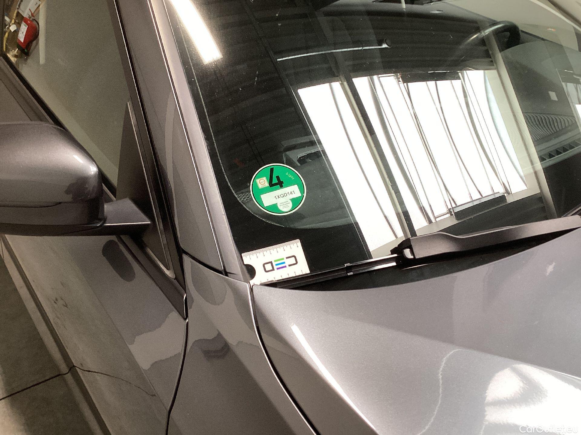  Bmw  Serie 3 BMW, 3-serie '18, BMW 3 Reeks Berline 318d (110 kW) 4d #22