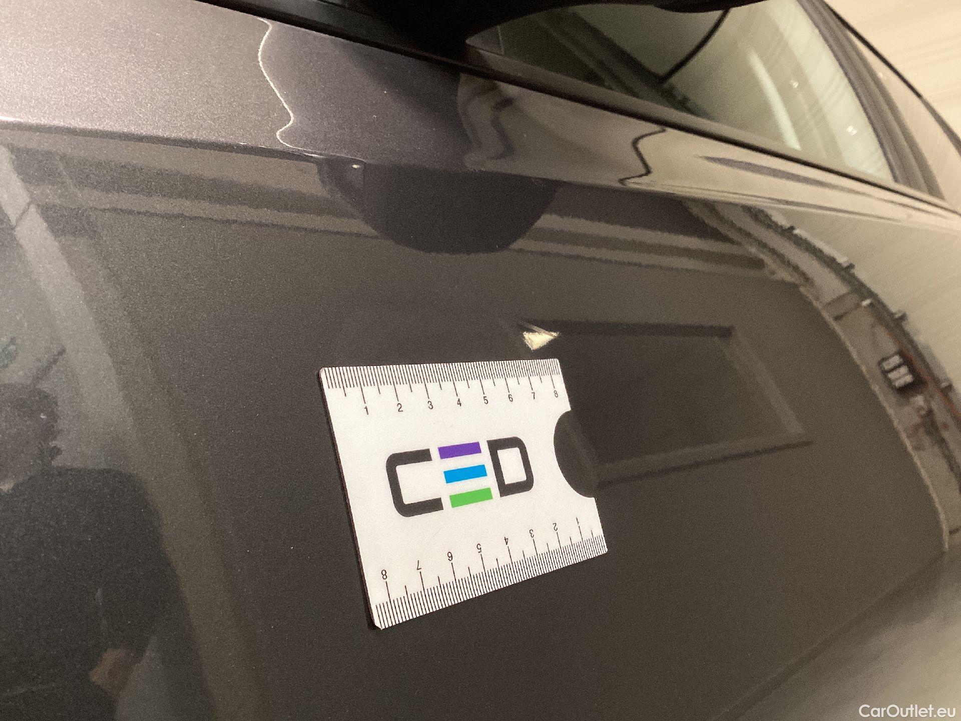  Bmw  Serie 3 BMW, 3-serie '18, BMW 3 Reeks Berline 318d (110 kW) 4d #24