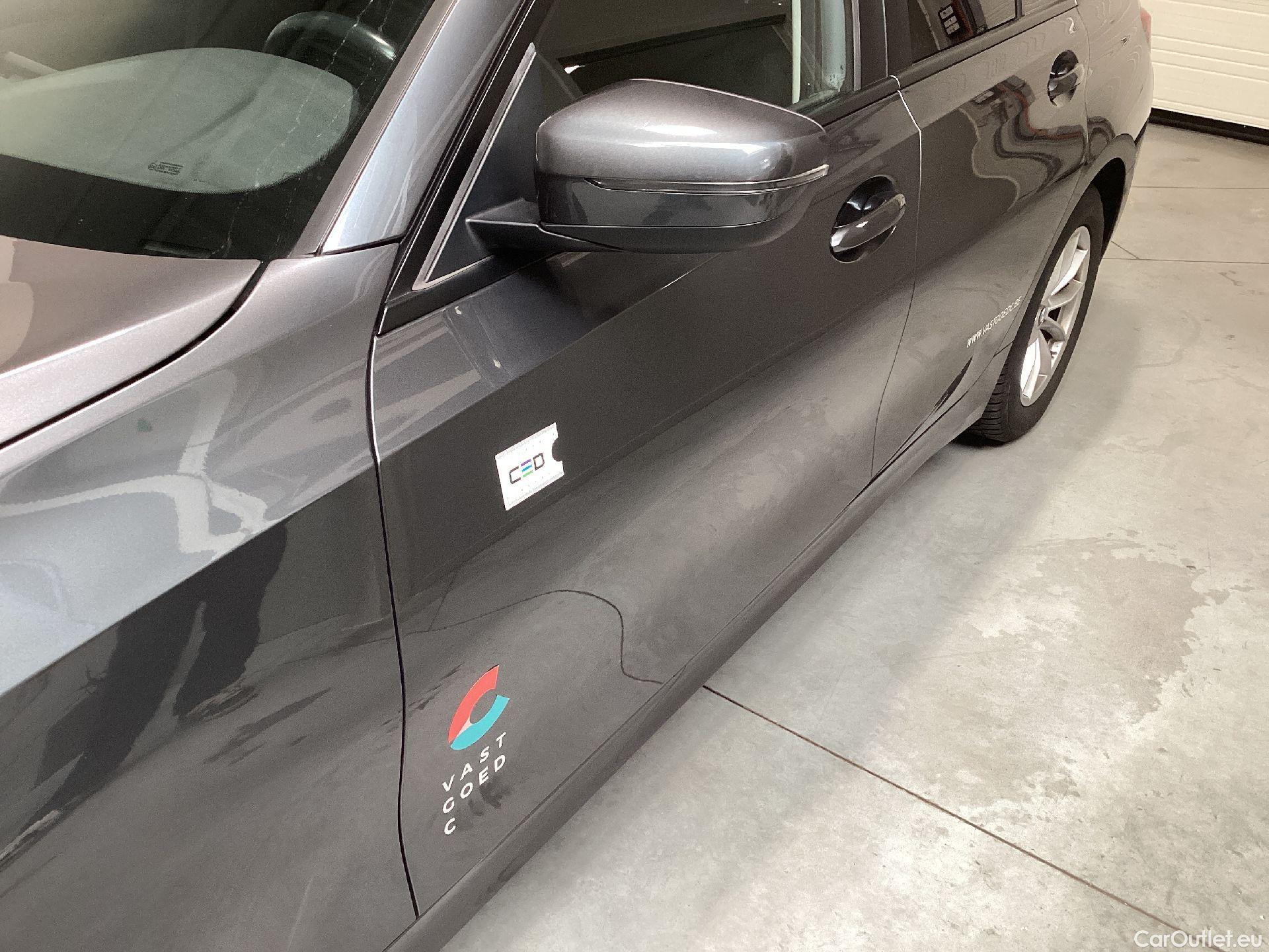  Bmw  Serie 3 BMW, 3-serie '18, BMW 3 Reeks Berline 318d (110 kW) 4d #23