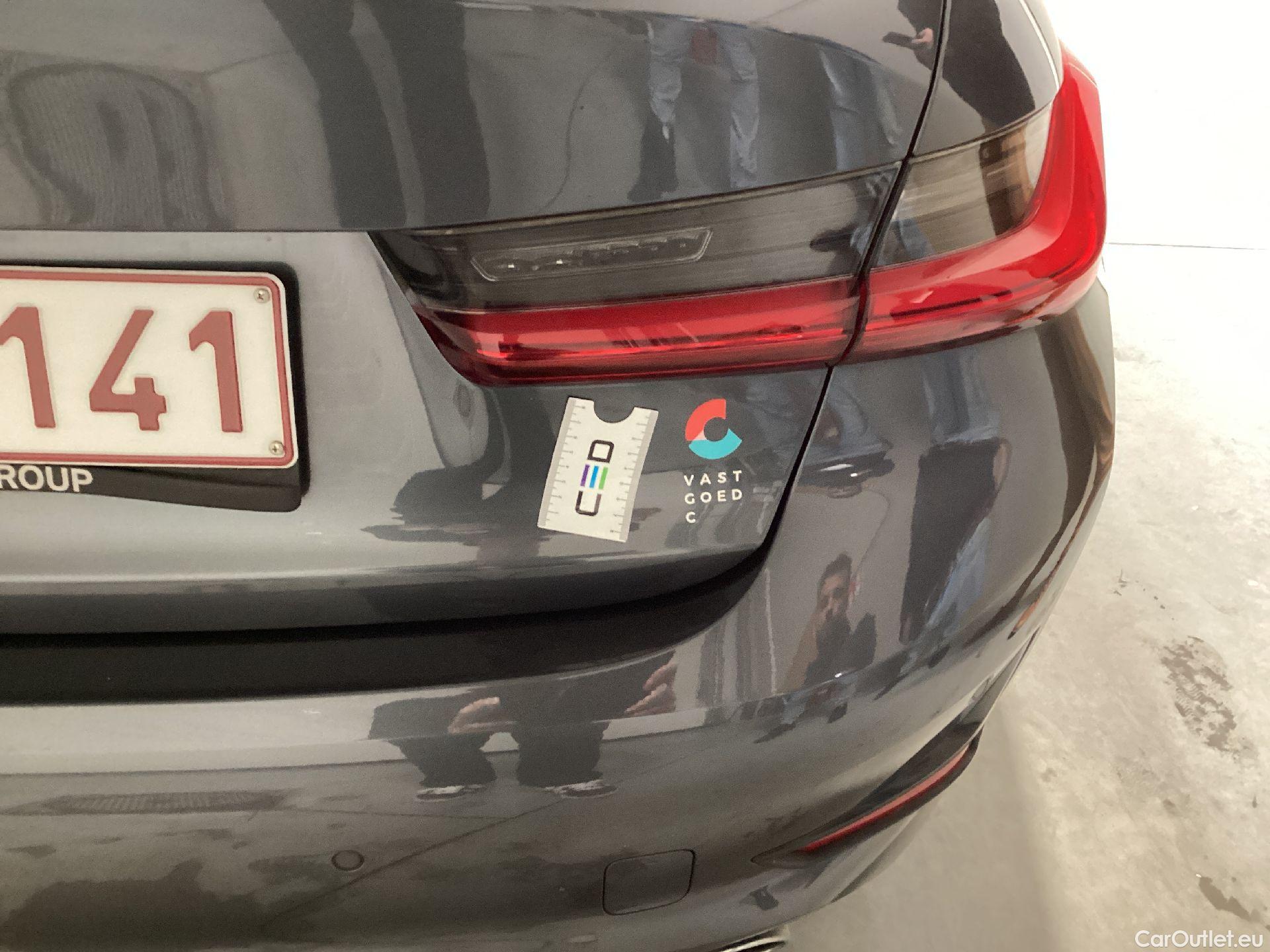  Bmw  Serie 3 BMW, 3-serie '18, BMW 3 Reeks Berline 318d (110 kW) 4d #19