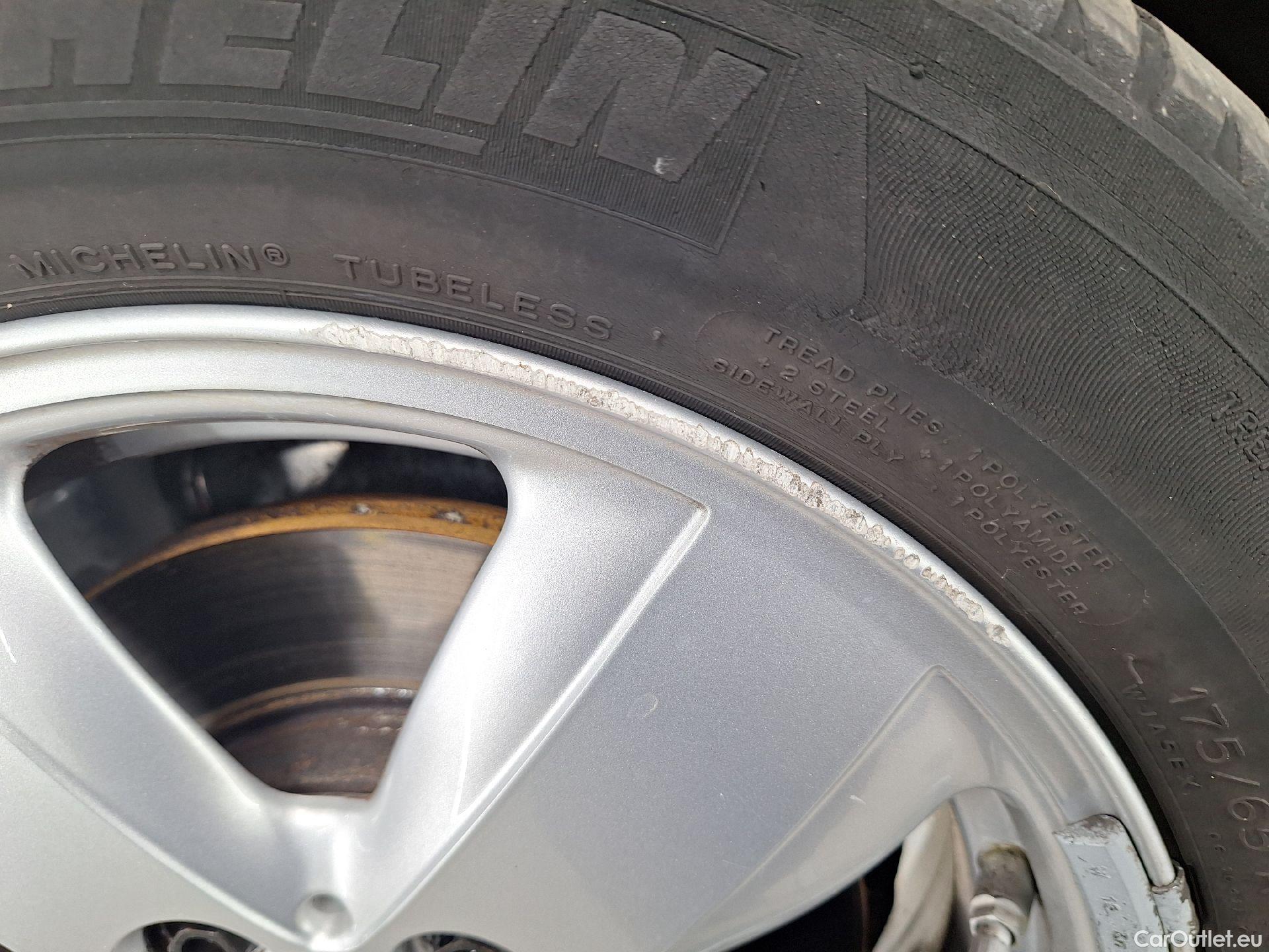  Mini  Cooper MINI, Mini 5d '14, Mini 5 door One 5d #21