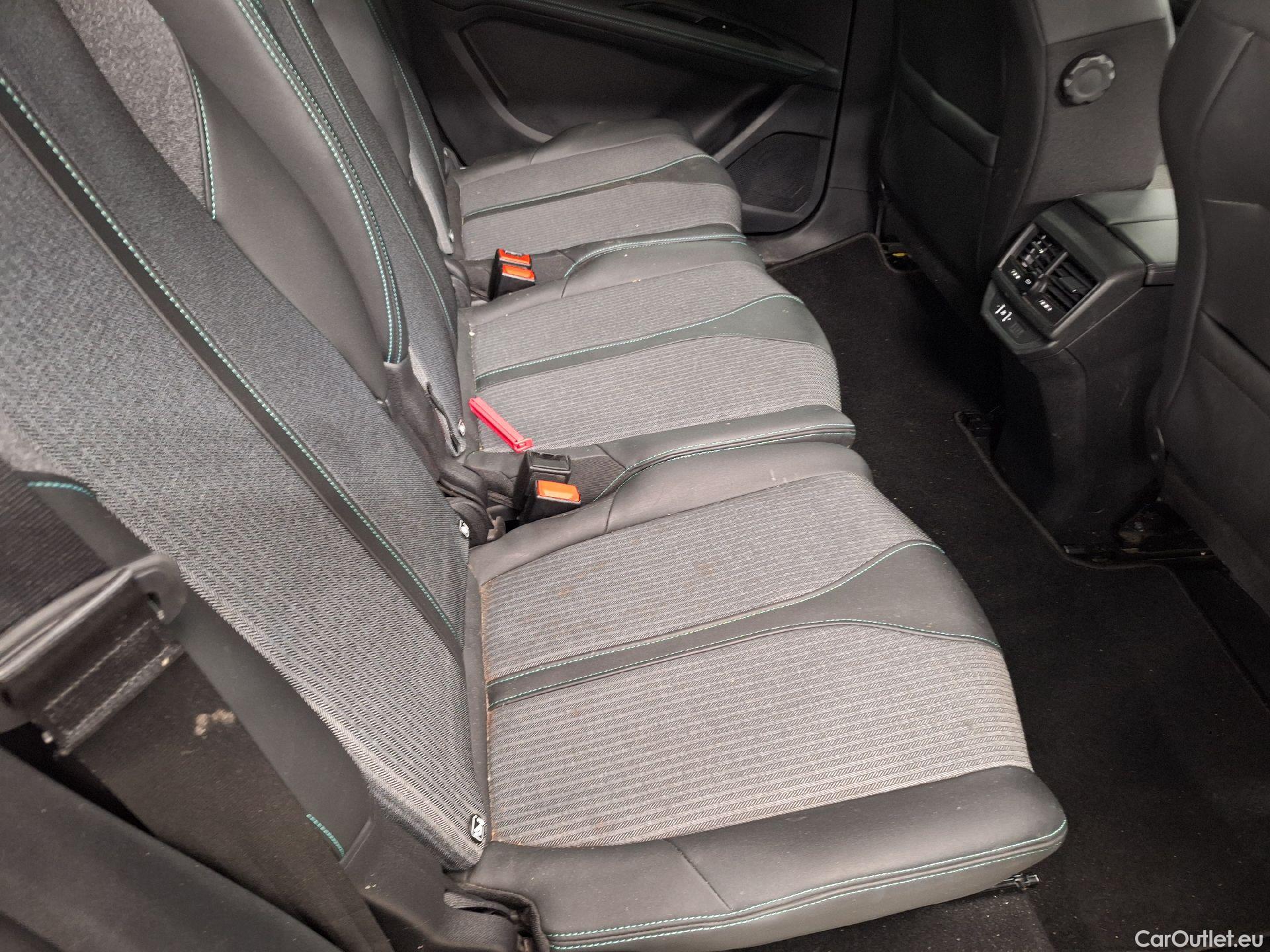  Peugeot  5008 Peugeot,  FL'20, Peugeot  1.2 PureTech 96kW S&S EAT8 Allure 5d #25