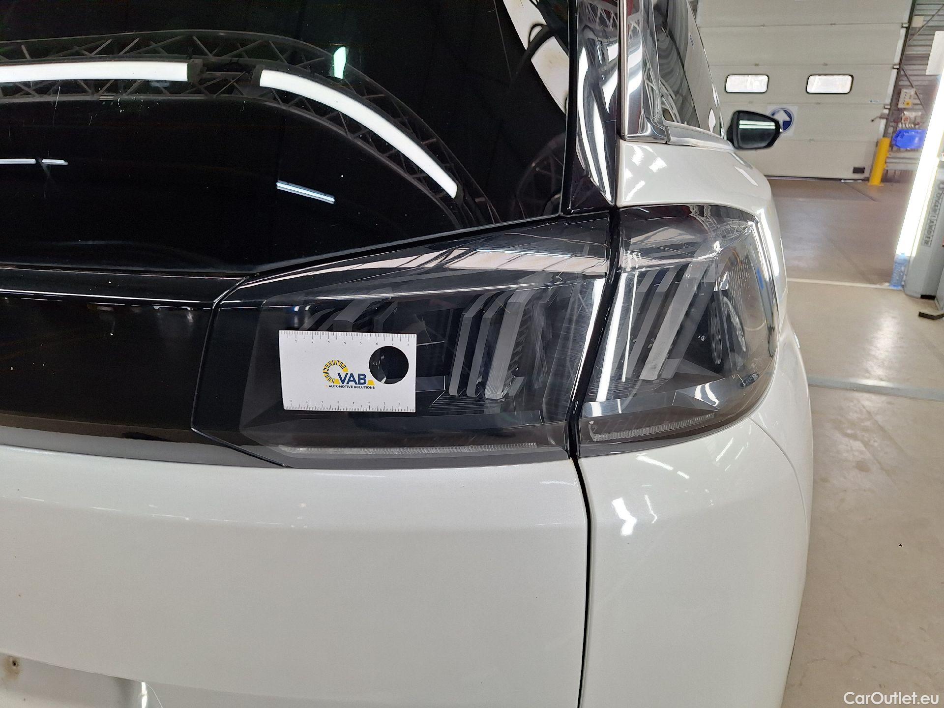  Peugeot  5008 Peugeot,  FL'20, Peugeot  1.2 PureTech 96kW S&S EAT8 Allure 5d #19