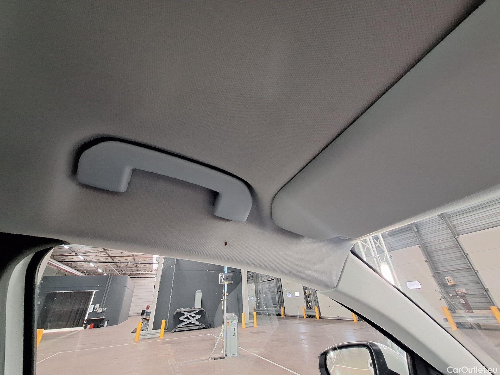  Peugeot  5008 Peugeot,  FL'20, Peugeot  1.2 PureTech 96kW S&S EAT8 Allure 5d #1