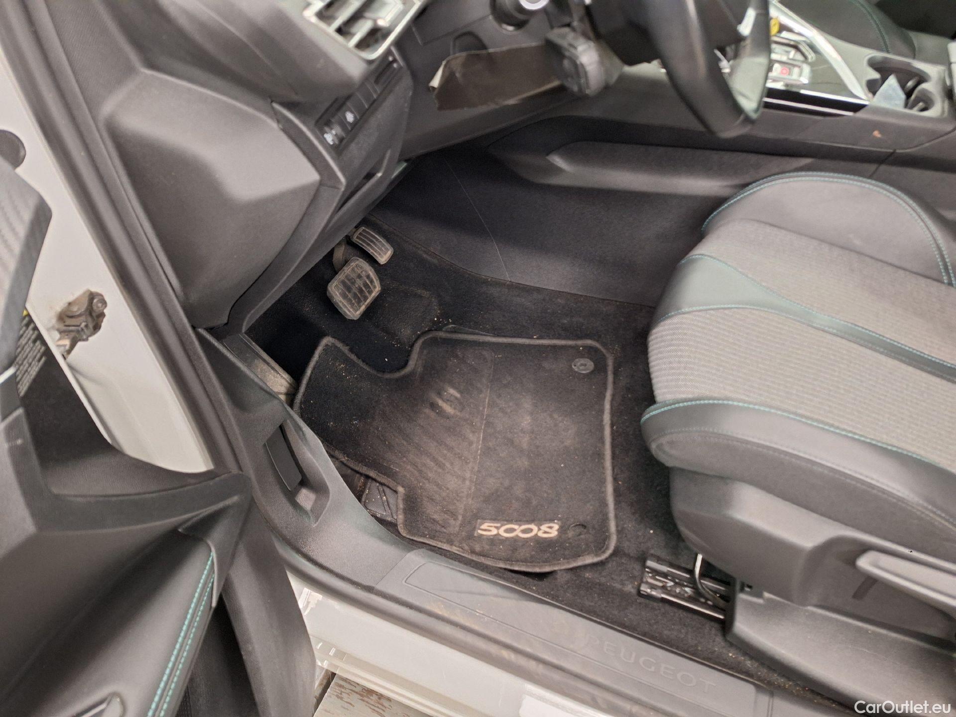  Peugeot  5008 Peugeot,  FL'20, Peugeot  1.2 PureTech 96kW S&S EAT8 Allure 5d #6