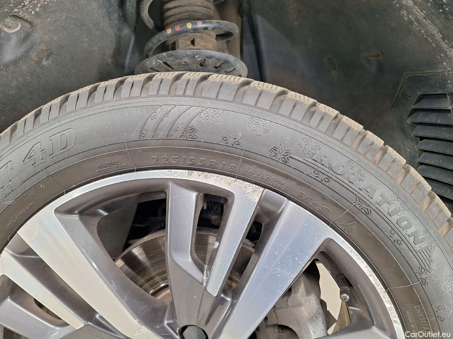  Peugeot  5008 Peugeot,  FL'20, Peugeot  1.2 PureTech 96kW S&S EAT8 Allure 5d #57