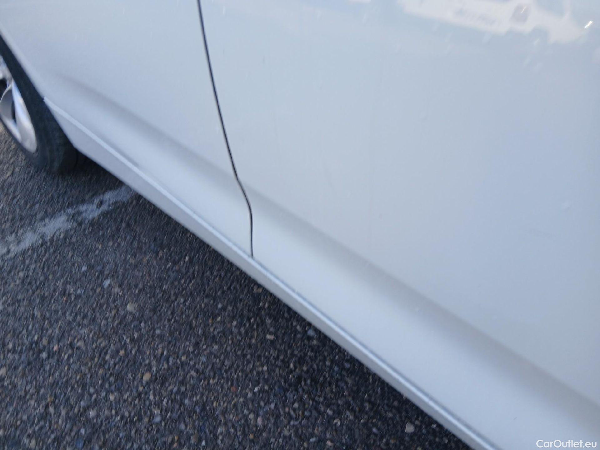  Bmw  Serie 3 BMW  5p 6G berlina con portón 320d Gran Turismo #23