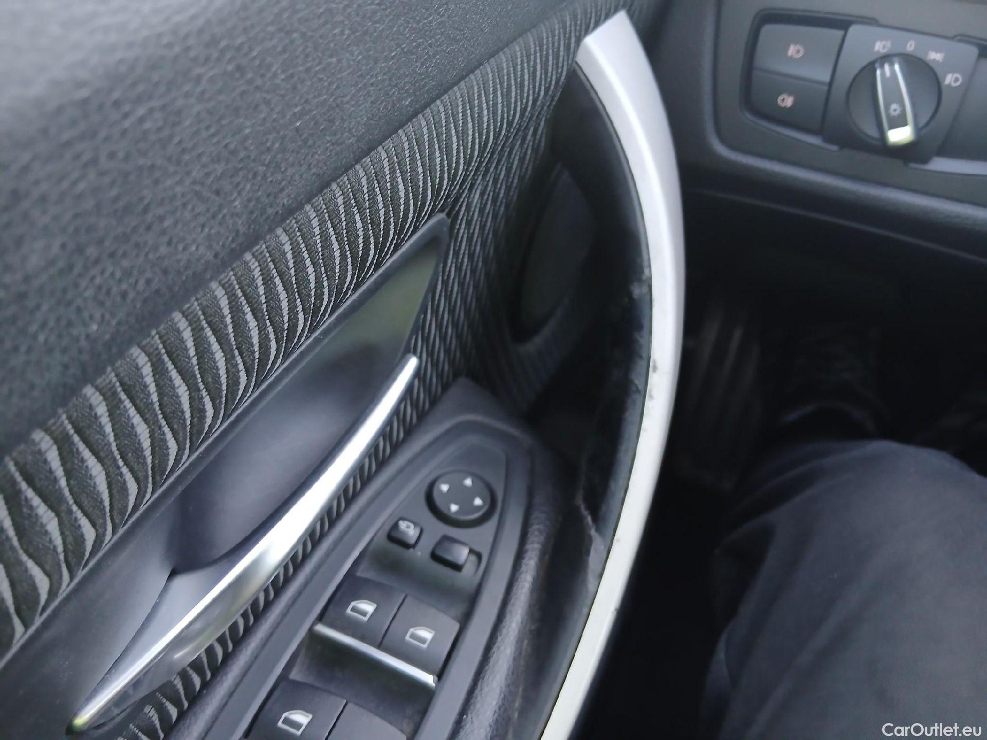  Bmw  Serie 3 BMW  5p 6G berlina con portón 320d Gran Turismo #31