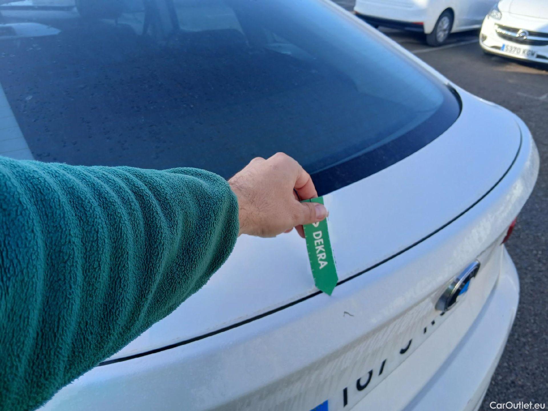  Bmw  Serie 3 BMW  5p 6G berlina con portón 320d Gran Turismo #17