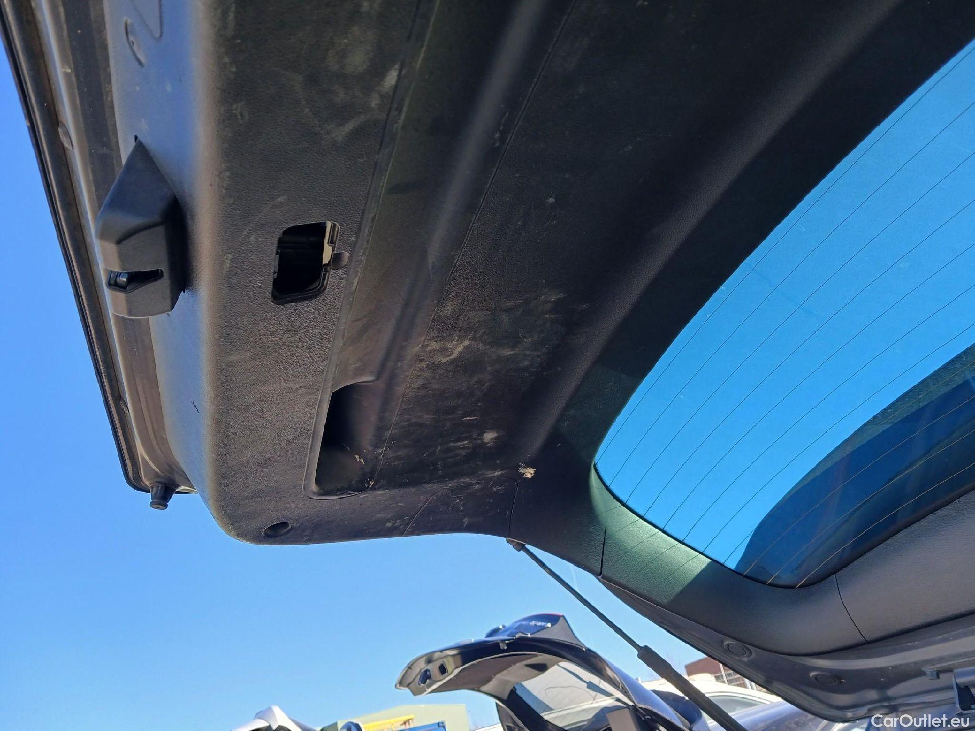  KIA  Sportage KIA  / 2018 / 5P / todoterreno 1.6 MHEV Drive Plus 100kW (136CV) 4x2 #17