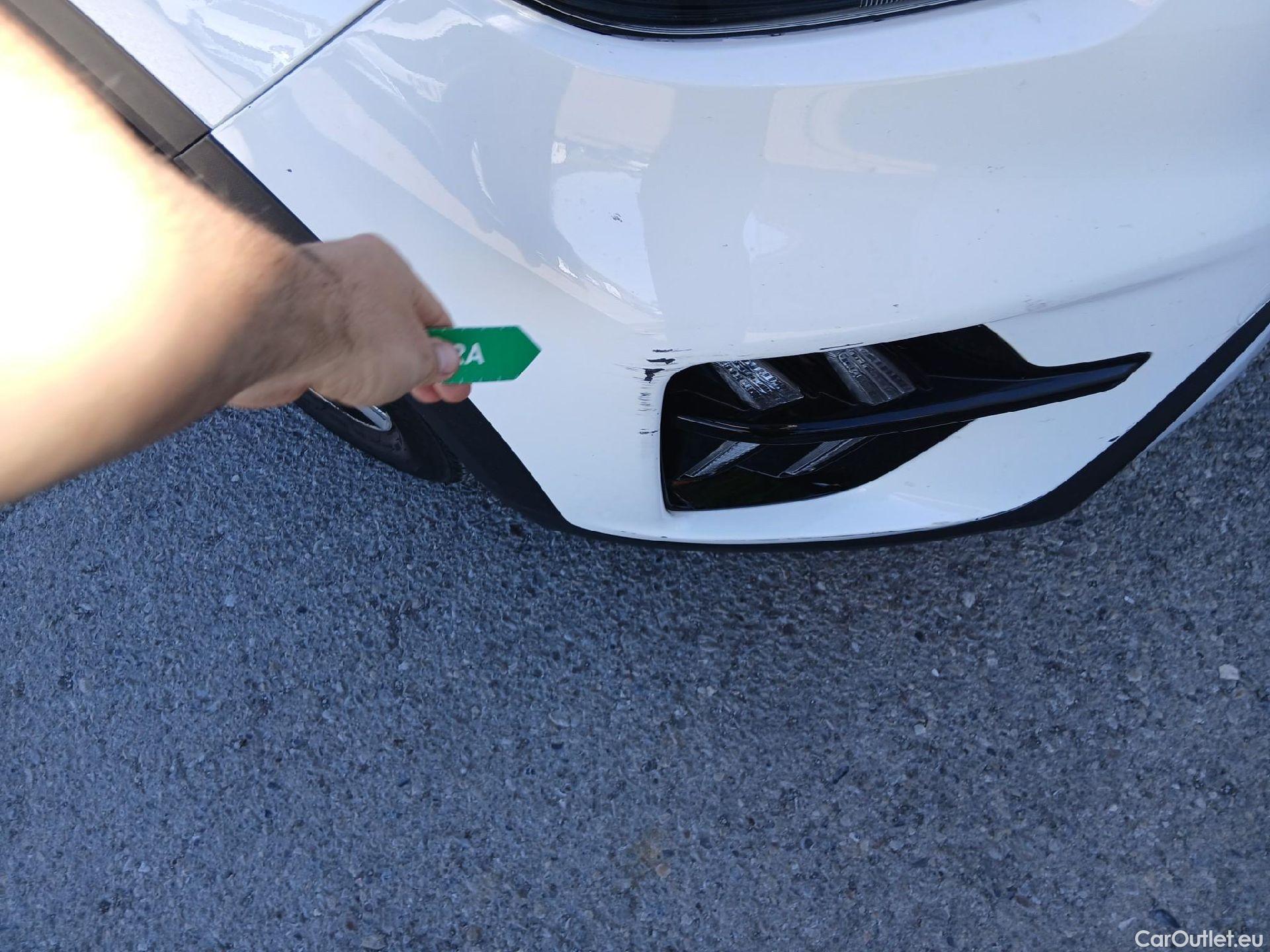  KIA  Niro KIA  / 2019 / 5P / crossover 1.6 GDi HEV 104kW (141CV) Concept #1