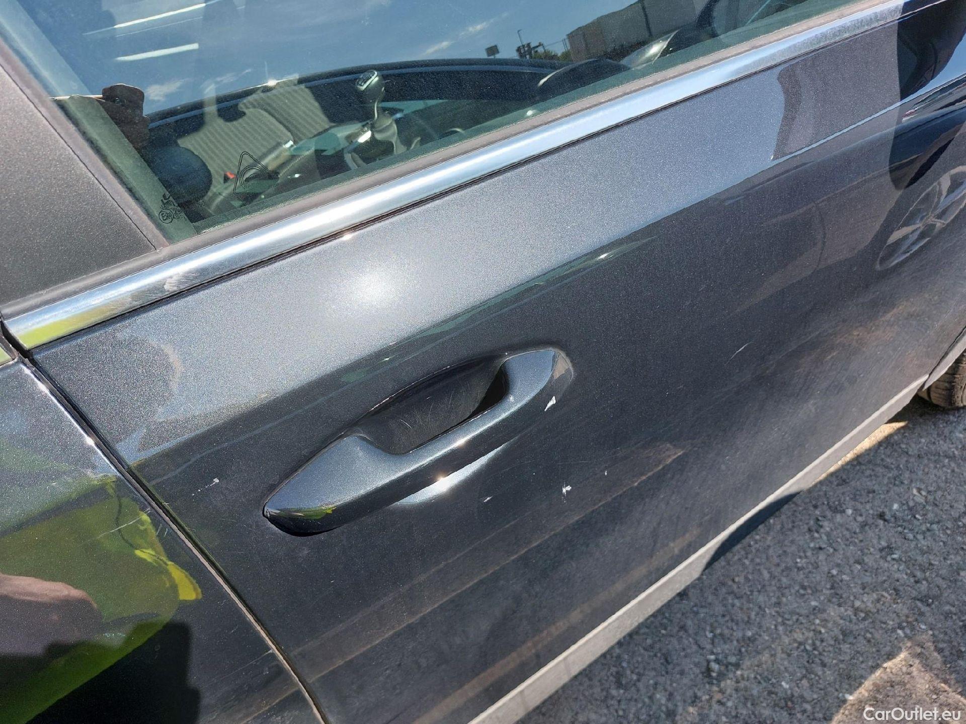  KIA  XCeed KIA  / 2019 / 5P / todoterreno 1.0 T-GDi Drive 88kW (120CV) #19