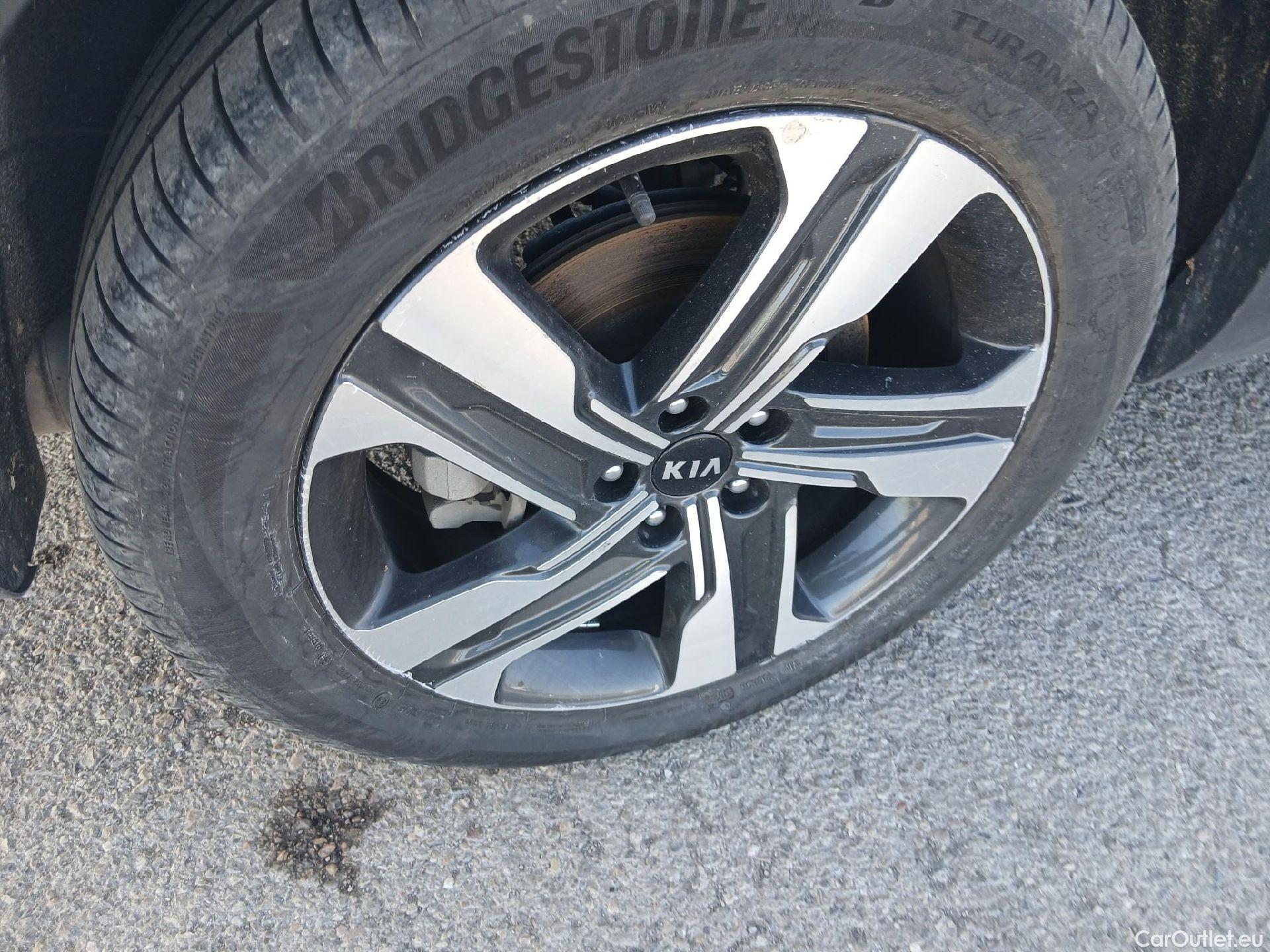  KIA  Sorento KIA  / 2020 / 5P / todoterreno 2.2 CRDi Emotion DCT 4x4 7pl #27