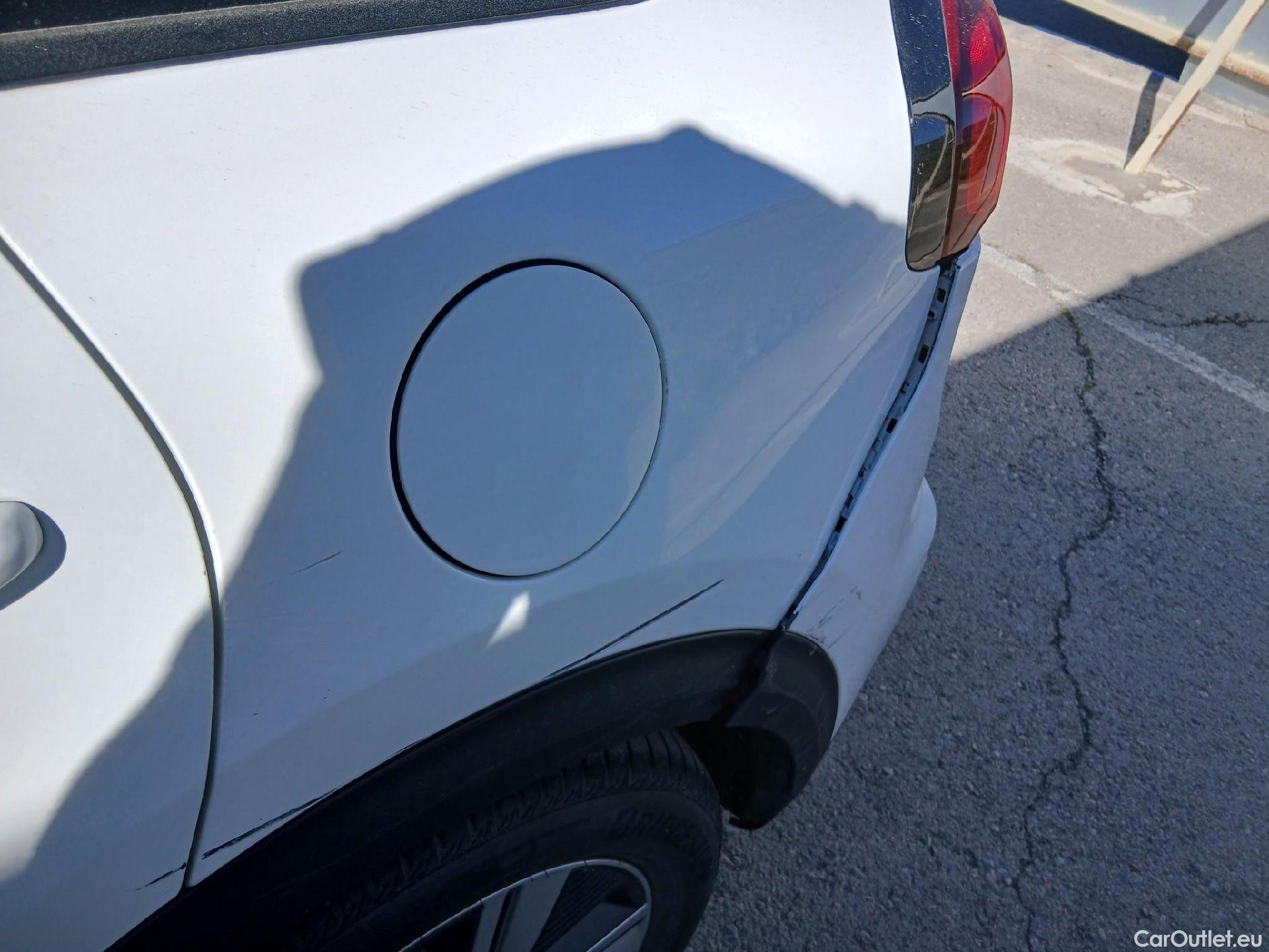  KIA  Niro KIA  / 2019 / 5P / crossover 1.6 GDi HEV 104kW (141CV) Concept #15