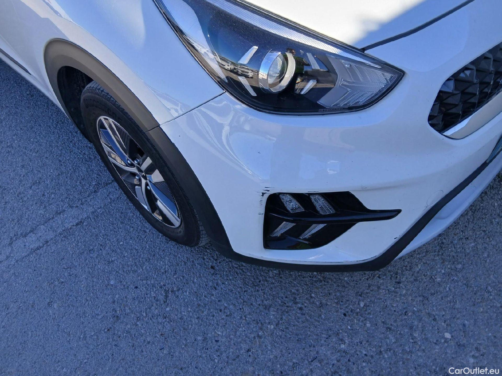  KIA  Niro KIA  / 2019 / 5P / crossover 1.6 GDi HEV 104kW (141CV) Concept #2