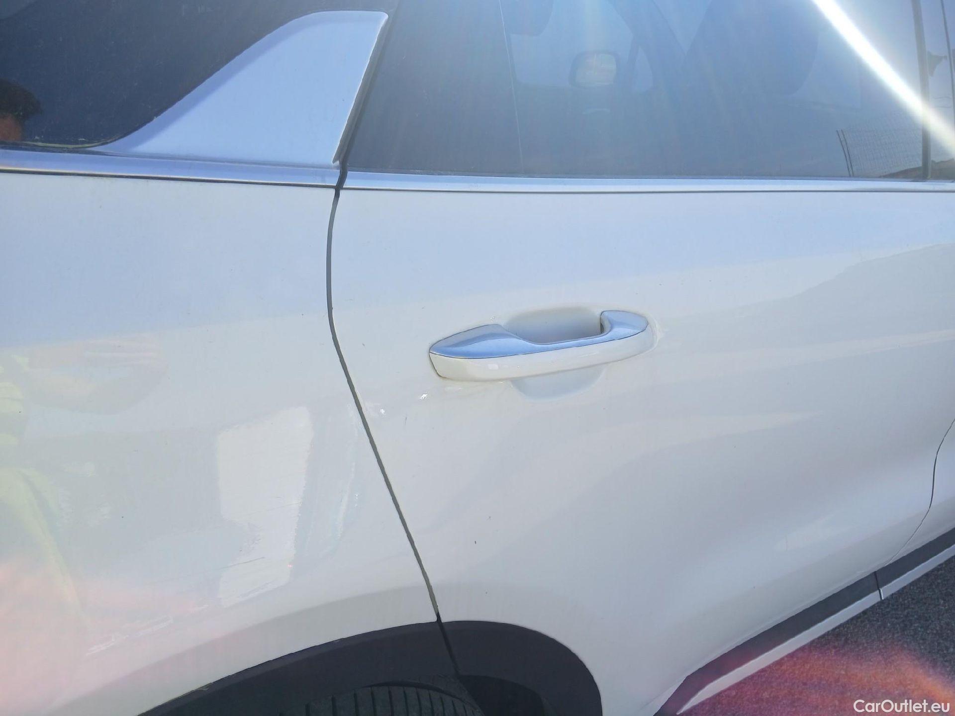  KIA  Sorento KIA  / 2020 / 5P / todoterreno 2.2 CRDi Emotion DCT 4x4 7pl #30