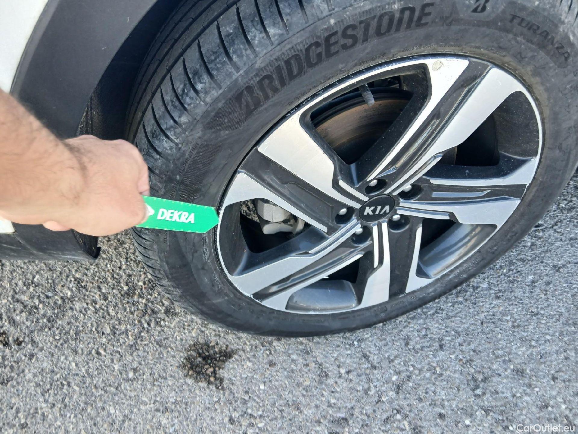  KIA  Sorento KIA  / 2020 / 5P / todoterreno 2.2 CRDi Emotion DCT 4x4 7pl #28