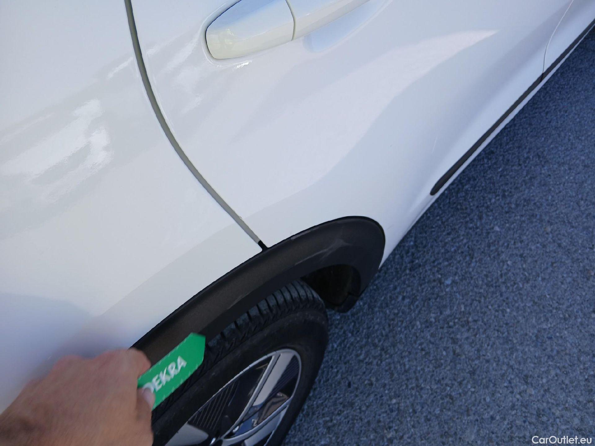  KIA  Niro KIA  / 2019 / 5P / crossover 1.6 GDi HEV 104kW (141CV) Concept #30