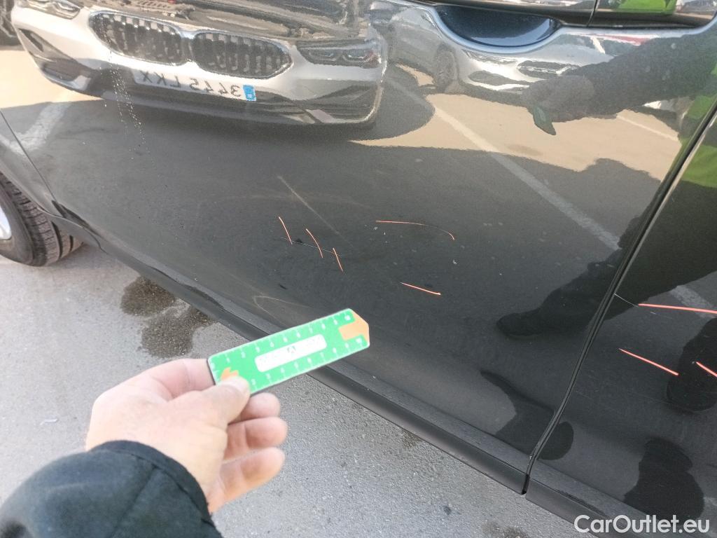  Land Rover  Discovery LAND ROVER  7 Plazas 2.0 I4 TD4 132kW (180CV) S Auto #16