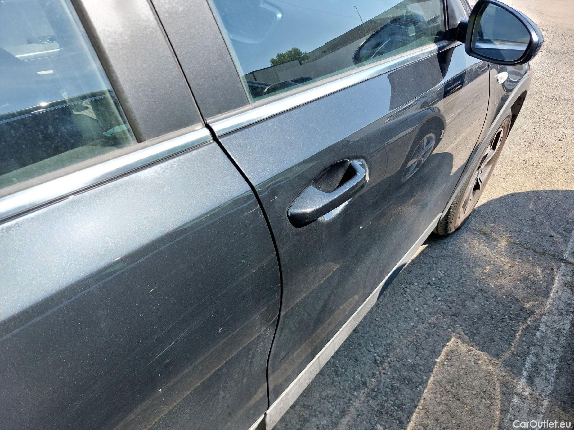  KIA  XCeed KIA  / 2019 / 5P / todoterreno 1.0 T-GDi Drive 88kW (120CV) #17