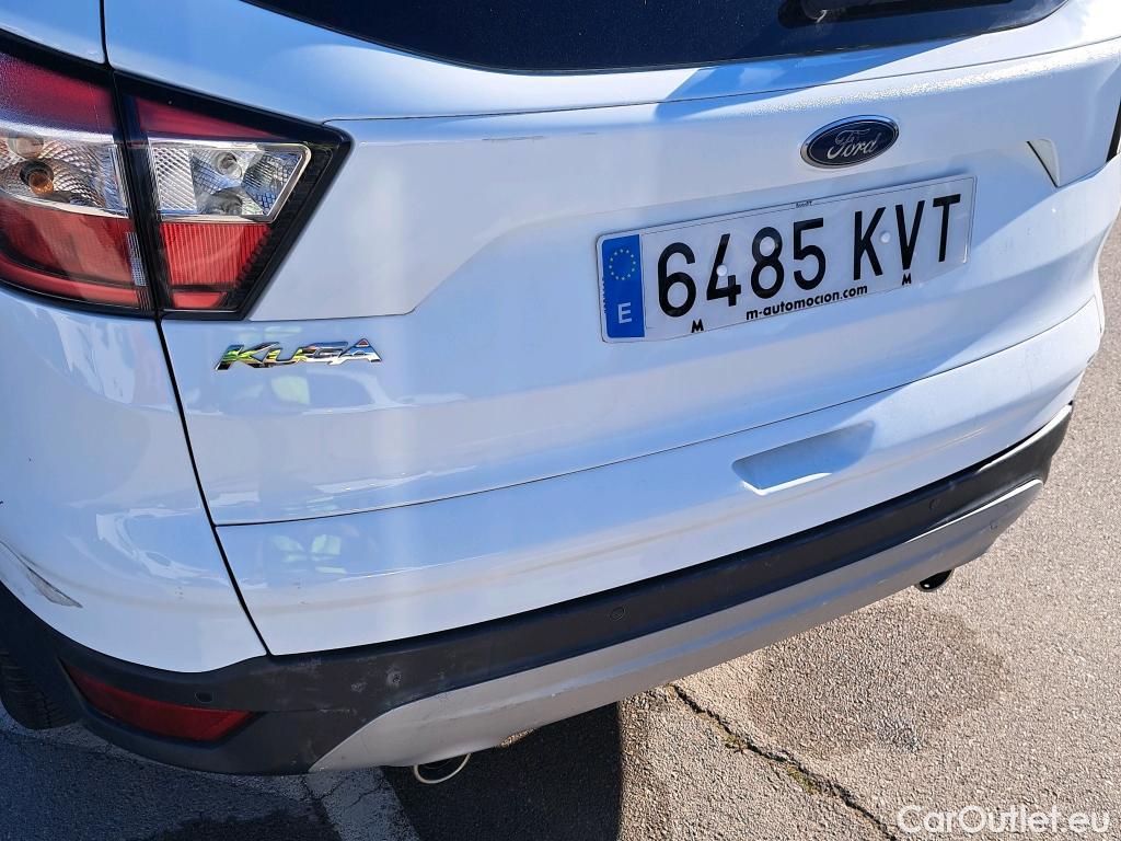  Ford  Kuga FORD  / 2016 / 5P / todoterreno 1.5 EcoBoost 88kW 4x2 Trend+ (CX) #11