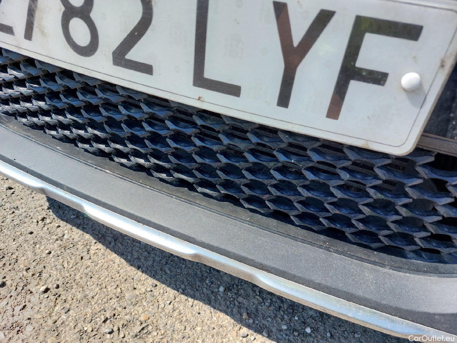  KIA  XCeed KIA  / 2019 / 5P / todoterreno 1.0 T-GDi Drive 88kW (120CV) #6