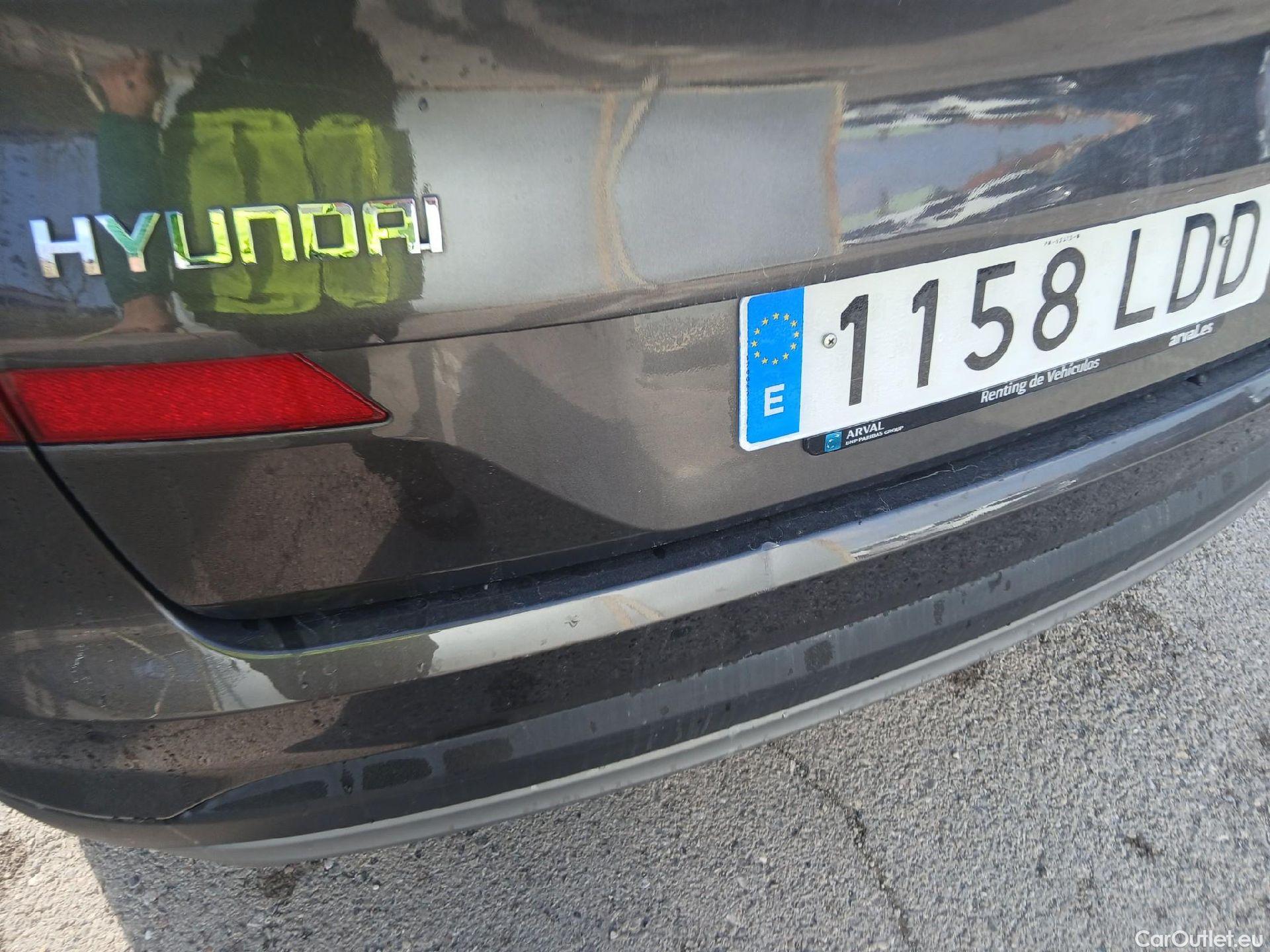  Hyundai  Tucson HYUNDAI  / 2018 / 5P / todoterreno 1.6 CRDI 85kW (116CV) 48V Tecno 4X2 #28