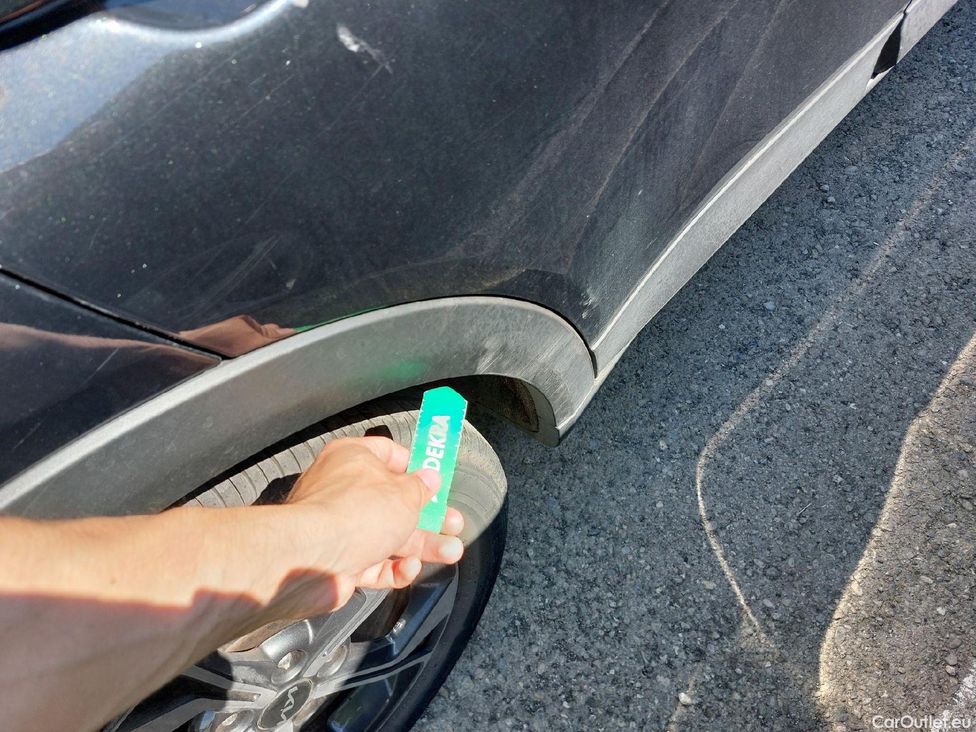  KIA  XCeed KIA  / 2019 / 5P / todoterreno 1.0 T-GDi Drive 88kW (120CV) #14