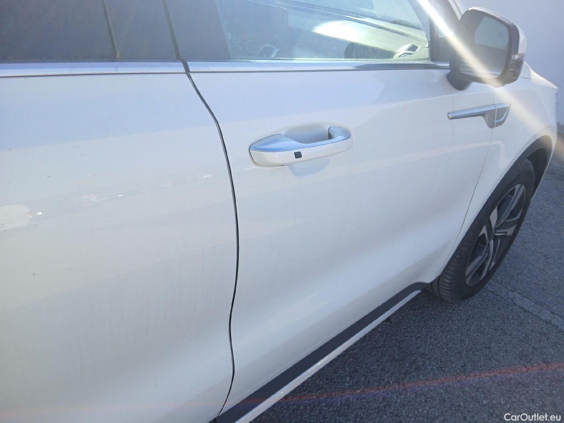  KIA  Sorento KIA  / 2020 / 5P / todoterreno 2.2 CRDi Emotion DCT 4x4 7pl #31